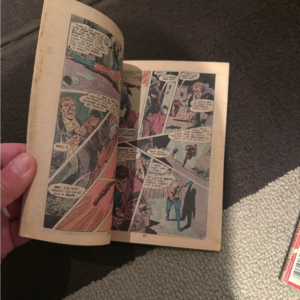 Adventure Comic Books - Picture 3 of 4